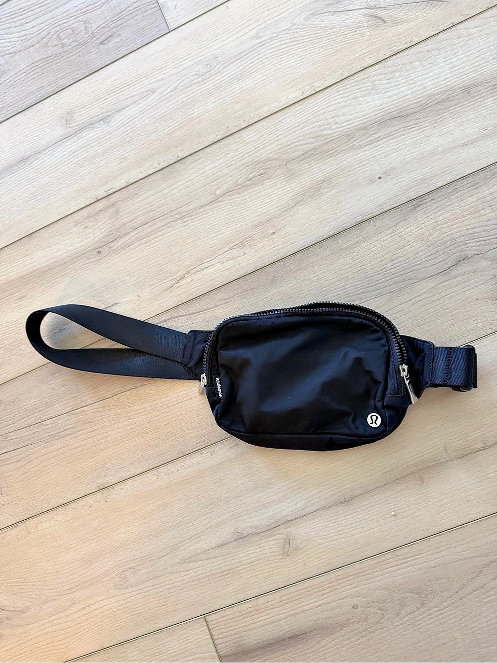 lululemon Everywhere Belt Bag 1L